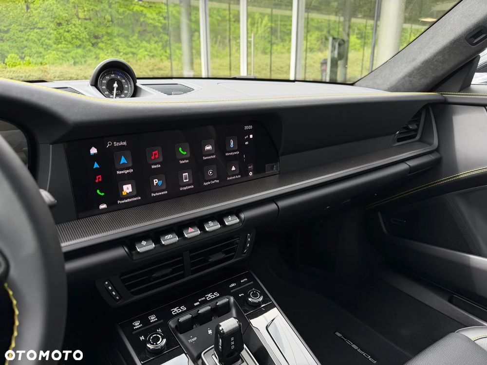 Porsche 911 Carrera S - 30