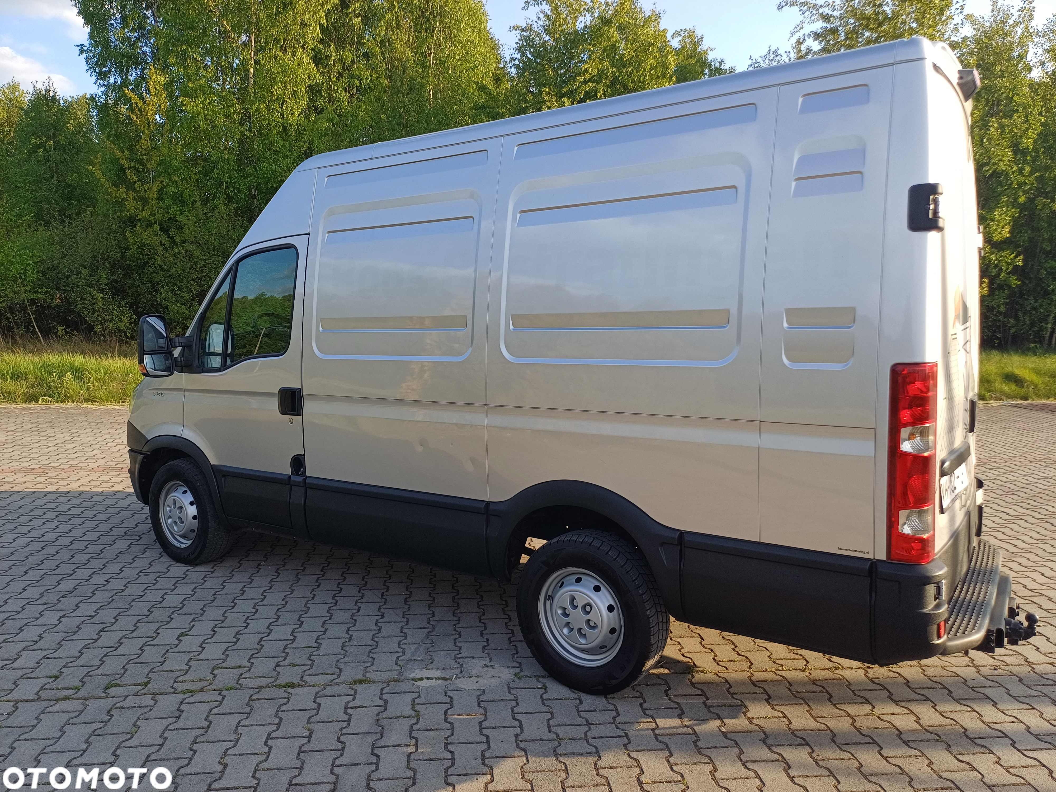 Iveco 35s13 - 18