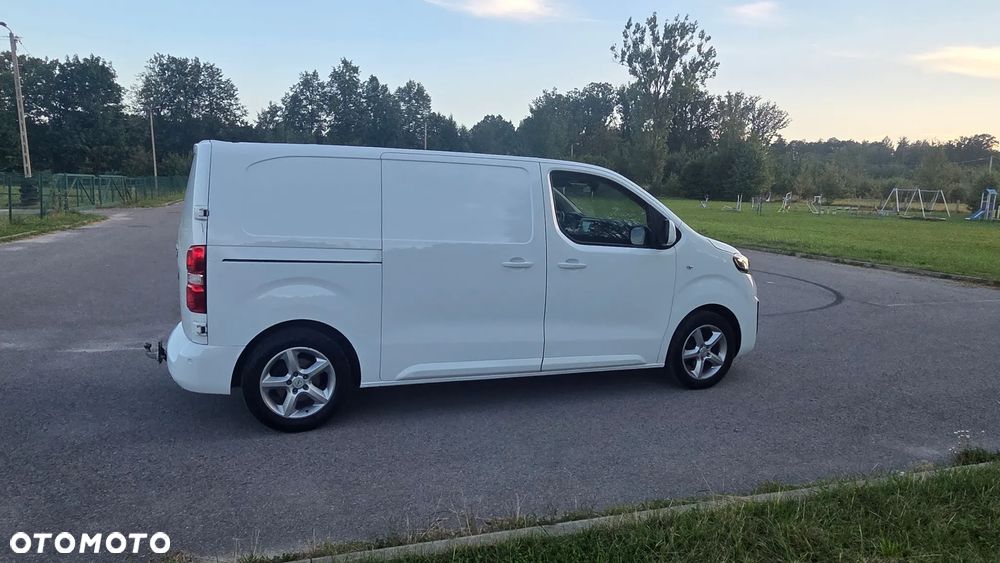 Opel VIVARO - 17
