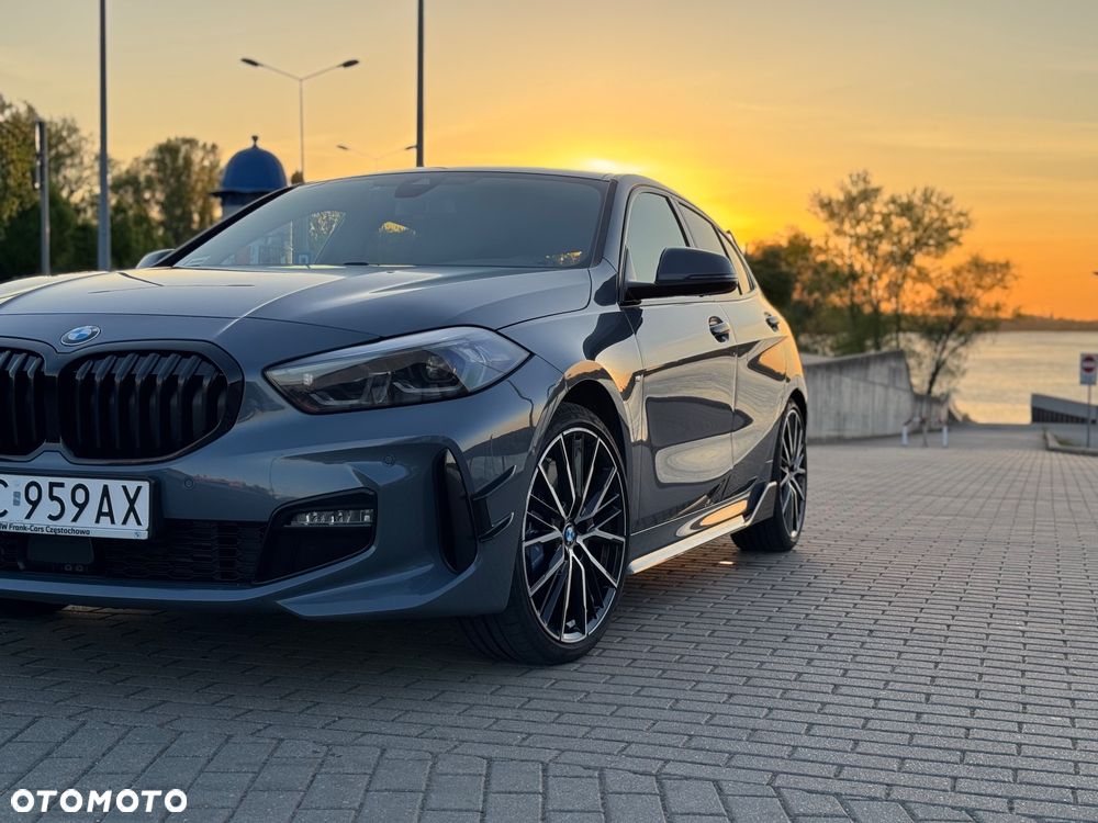 BMW Seria 1 120d xDrive M Sport - 8