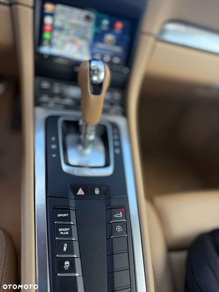 Porsche 911 - 9