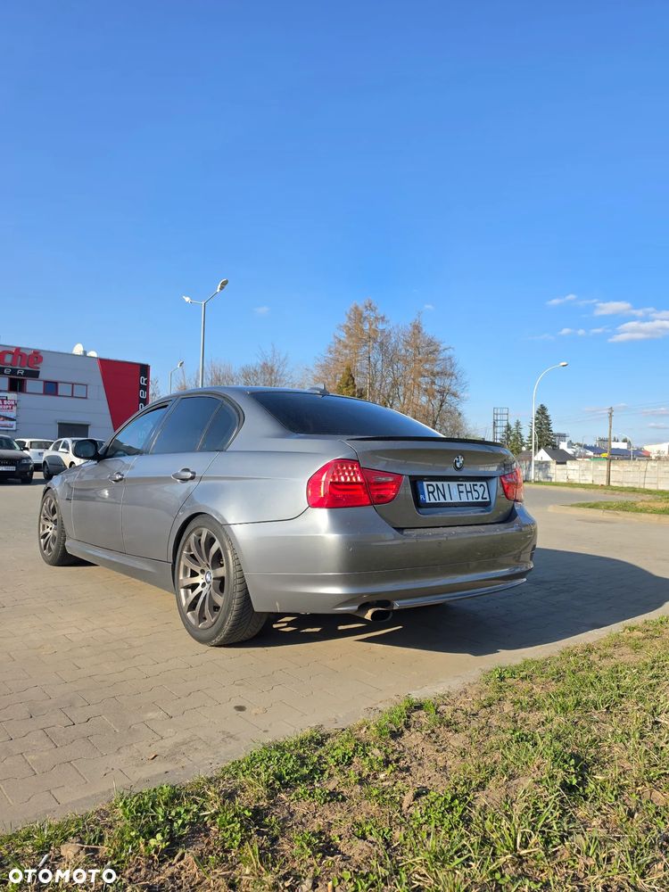 BMW Seria 3 316d - 6