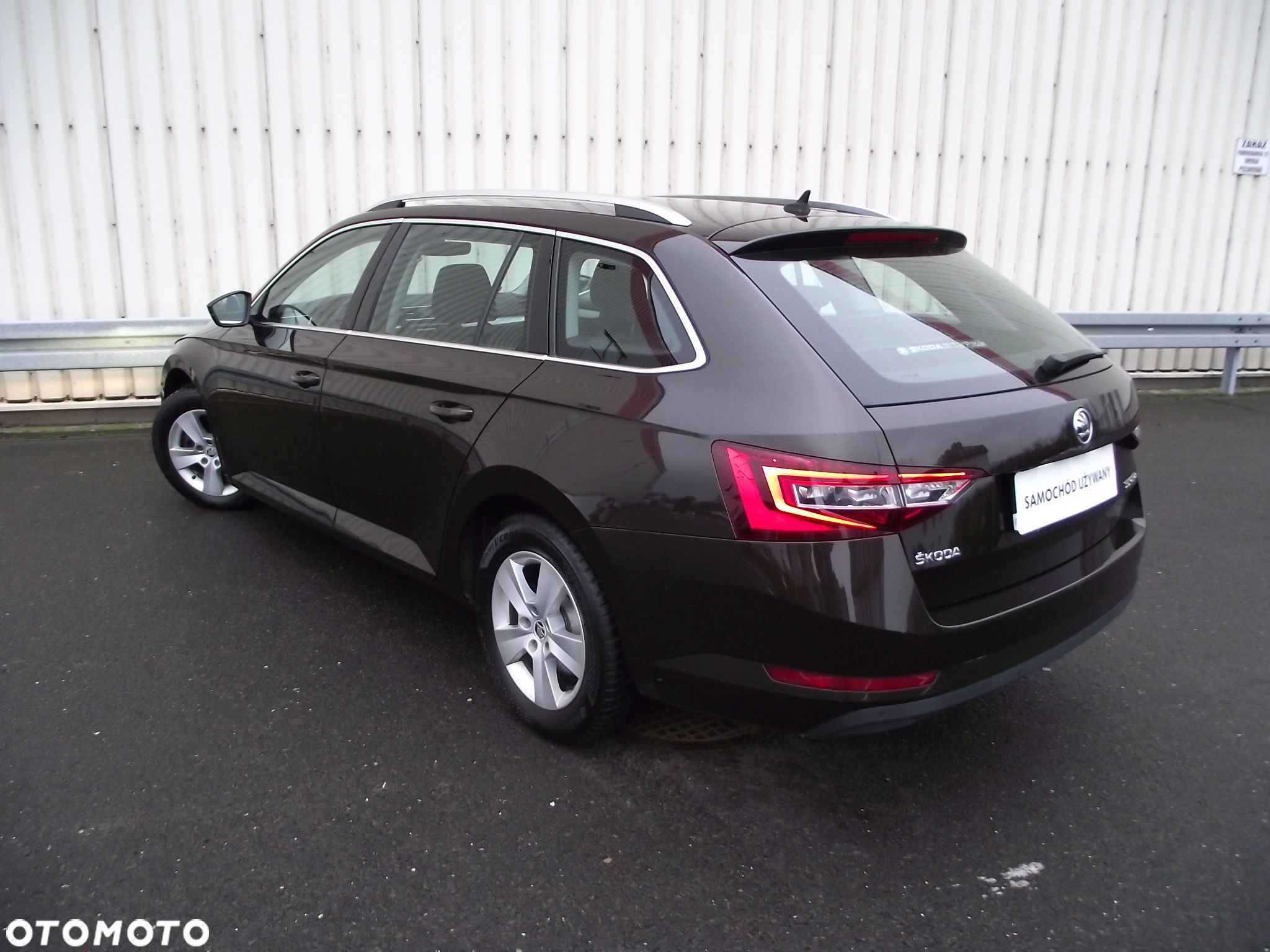 Skoda Superb 1.8 TSI Ambition - 10