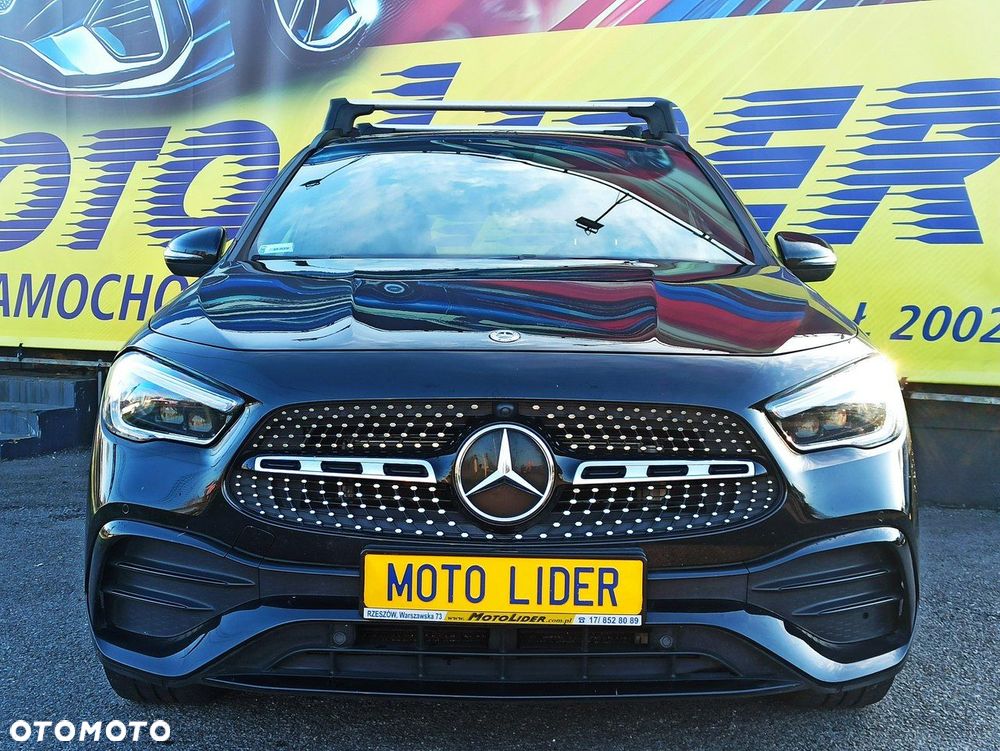 Mercedes-Benz GLA - 2