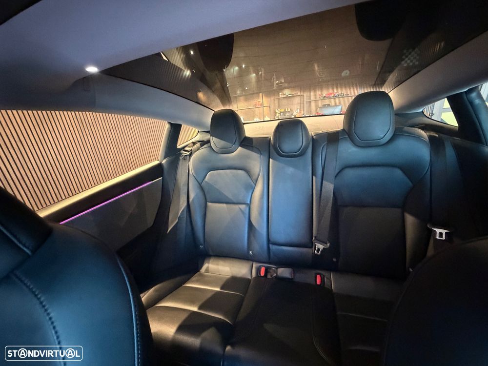 Tesla Model 3 Tração Traseira Premium - 26
