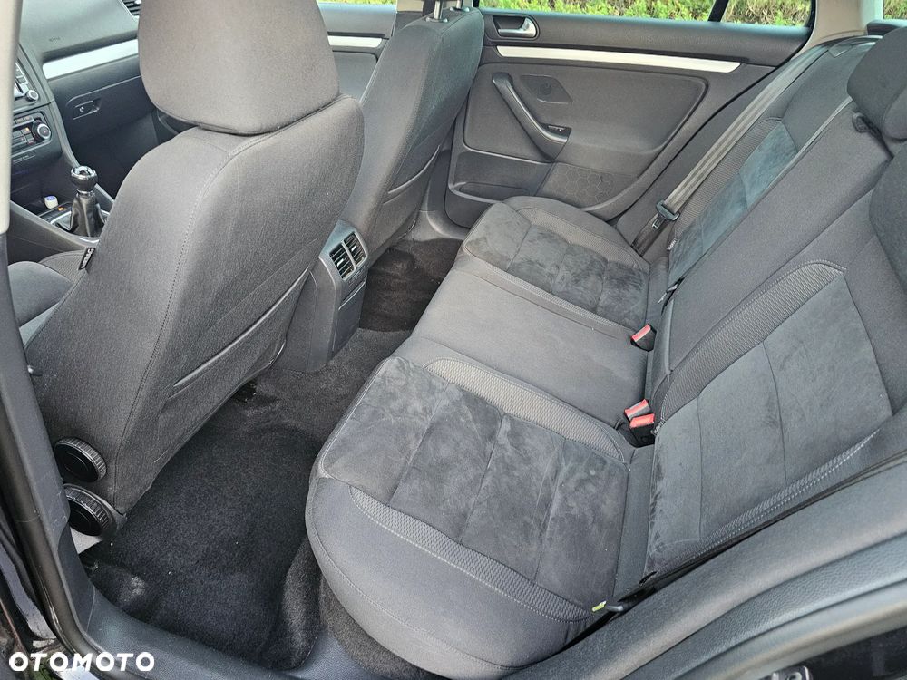 Volkswagen Golf 2.0 TDI Sportline - 23