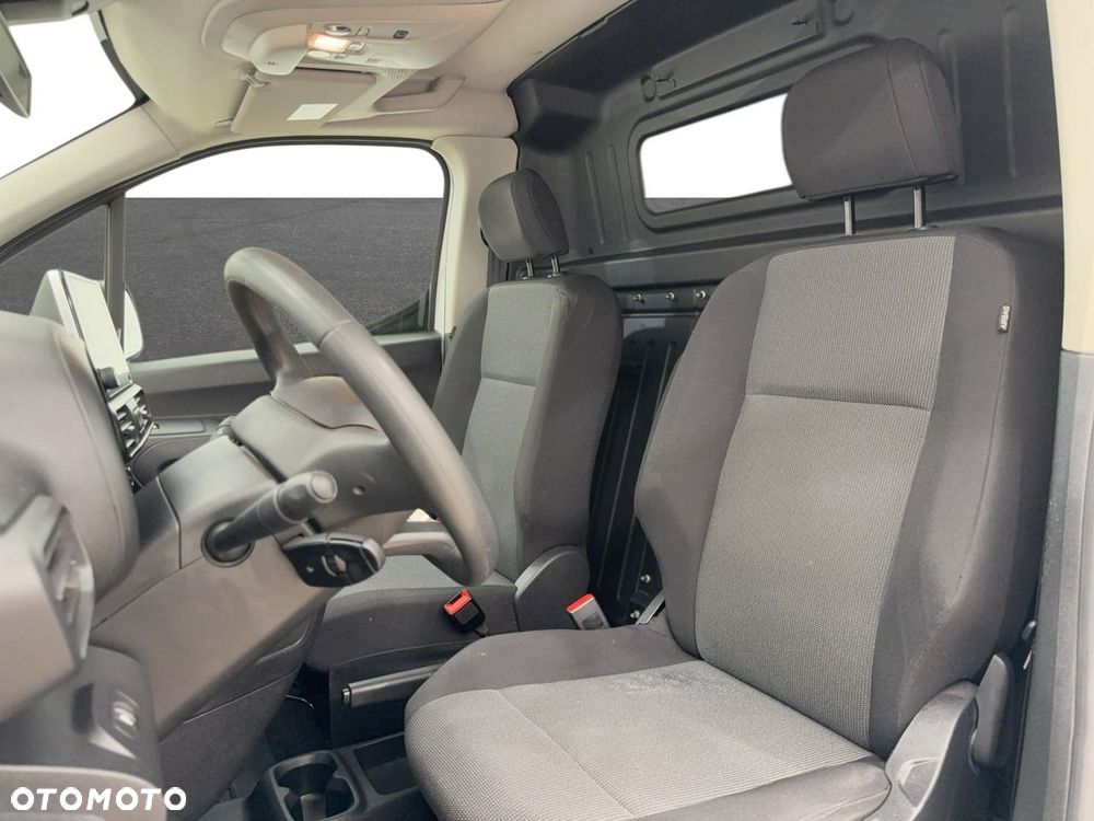 Toyota Proace City - 17