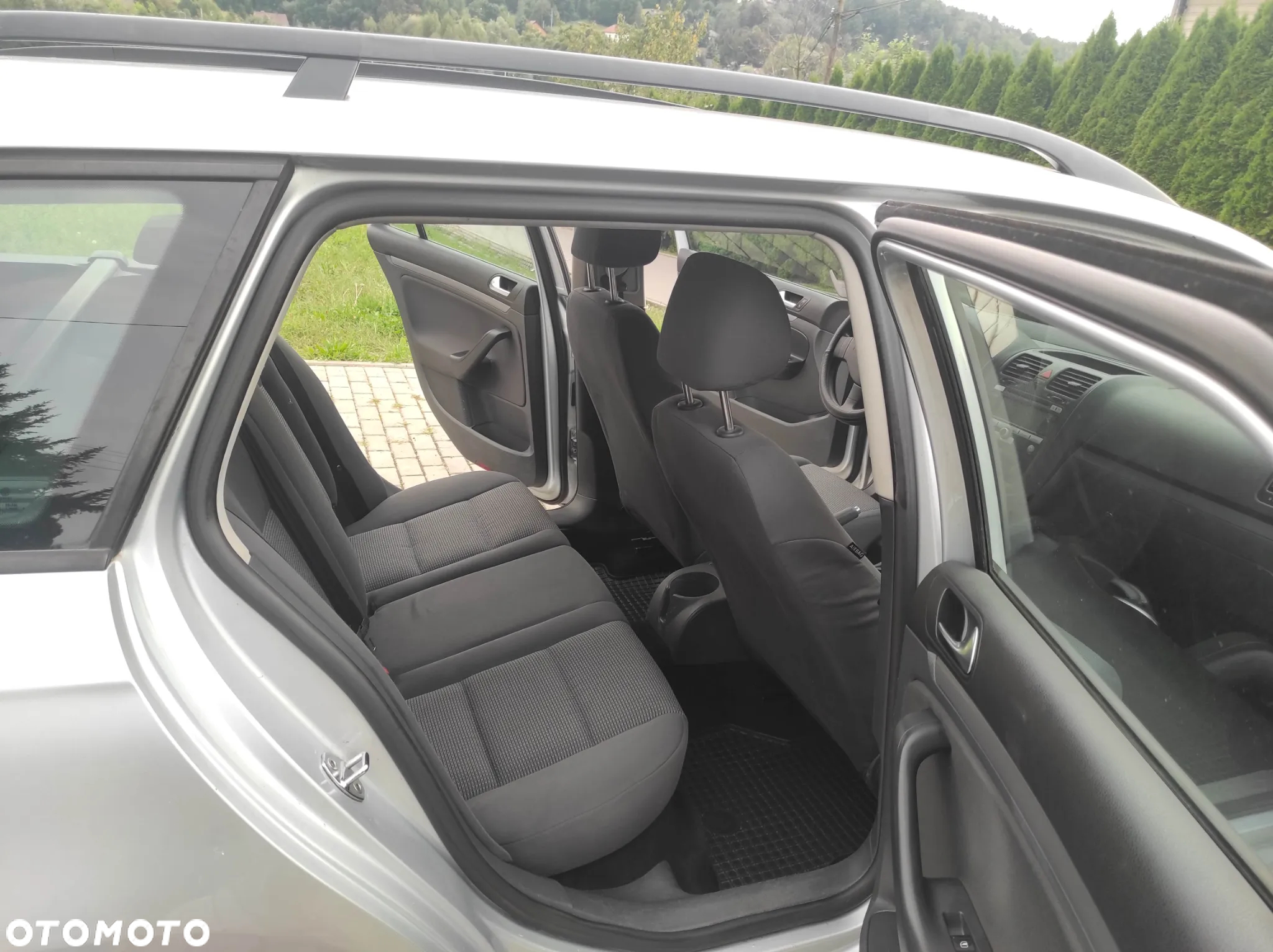 Volkswagen Golf V 1.9 TDI Trendline - 16