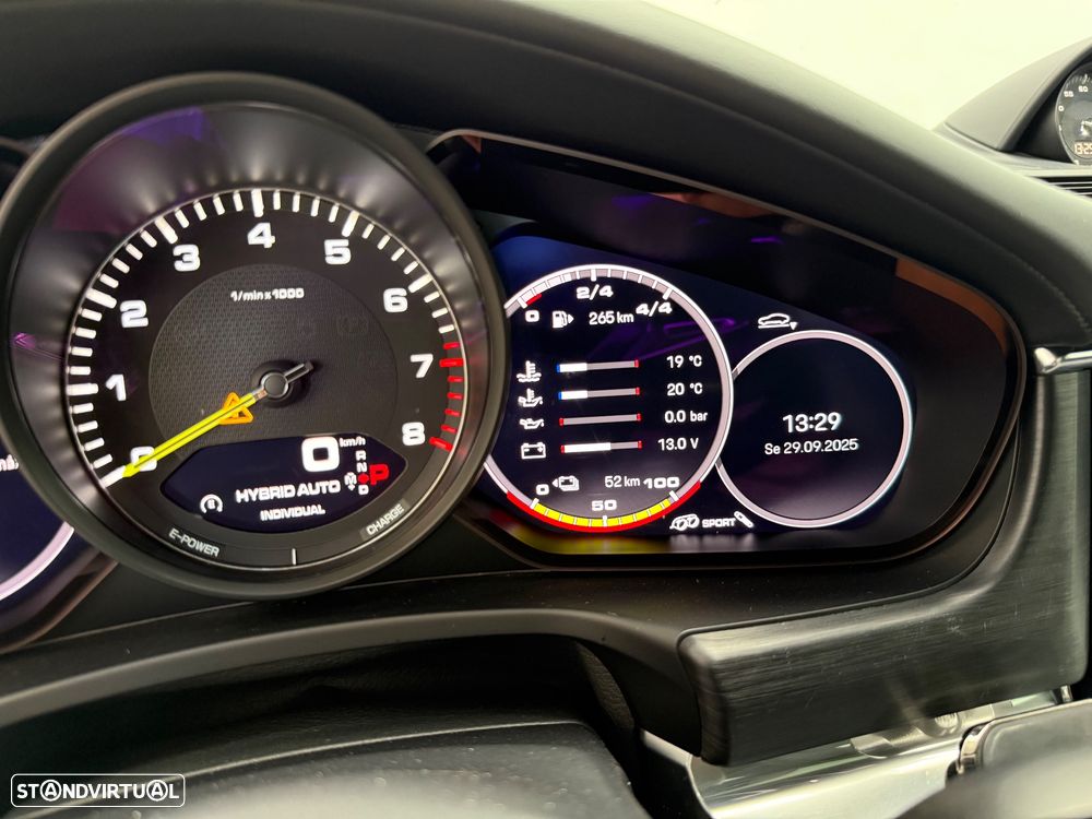 Porsche Panamera 4 E-Hybrid Platinum Edition - 7