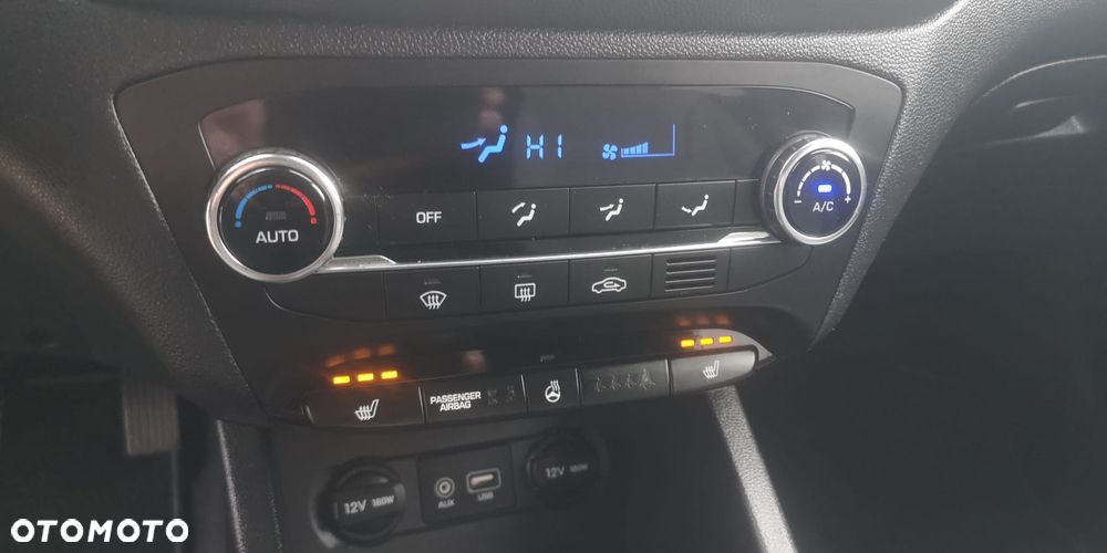 Hyundai i20 blue 1.2 Advantage+ - 17