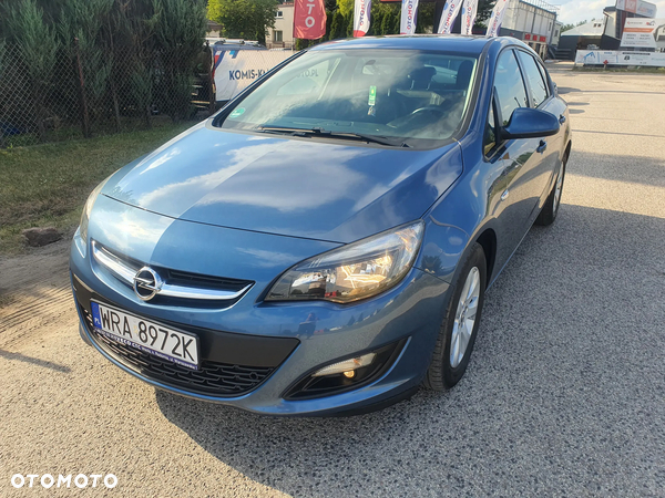 Opel Astra IV 1.4 T Cosmo
