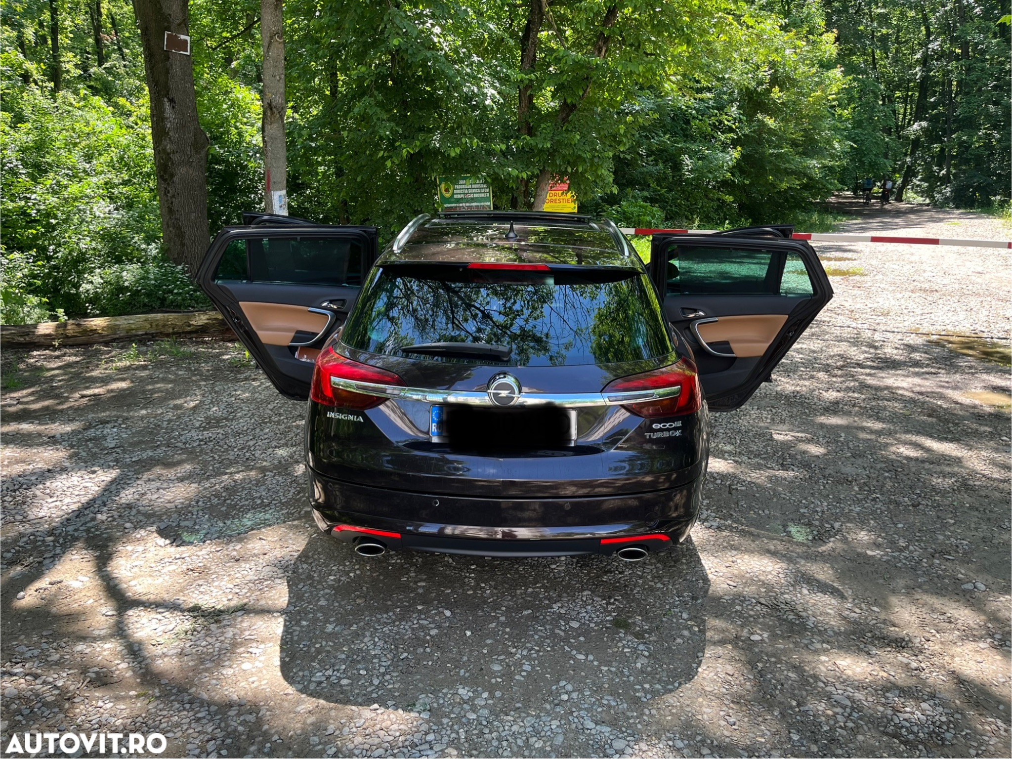 Opel Insignia 2.0 Turbo ECOTEC 4X4 Country Tourer Aut. - 12