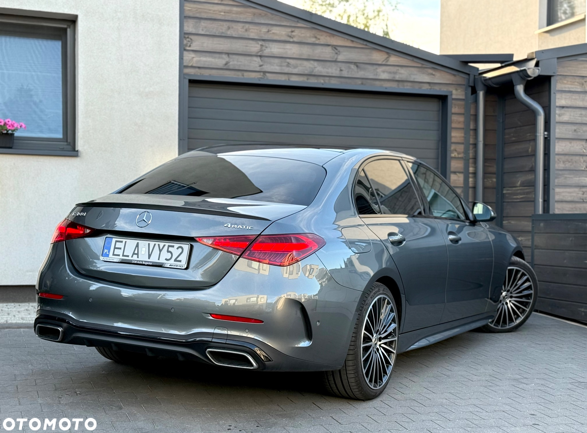 Mercedes-Benz Klasa C 300 4MATIC 9G-TRONIC - 12
