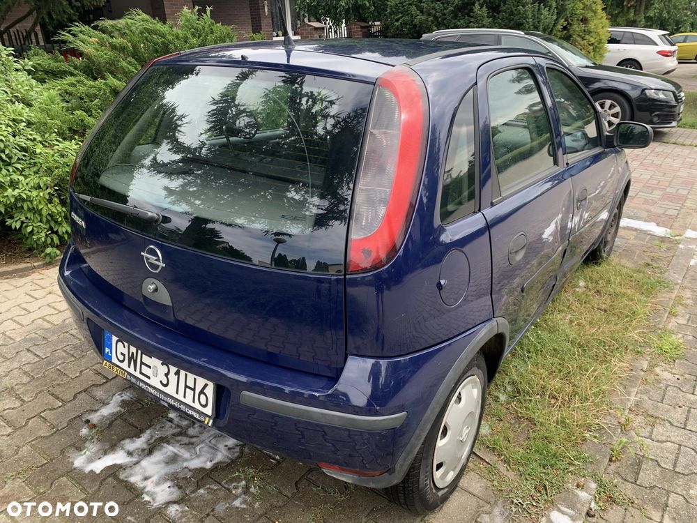 Opel Corsa 1.0 12V Essentia - 4