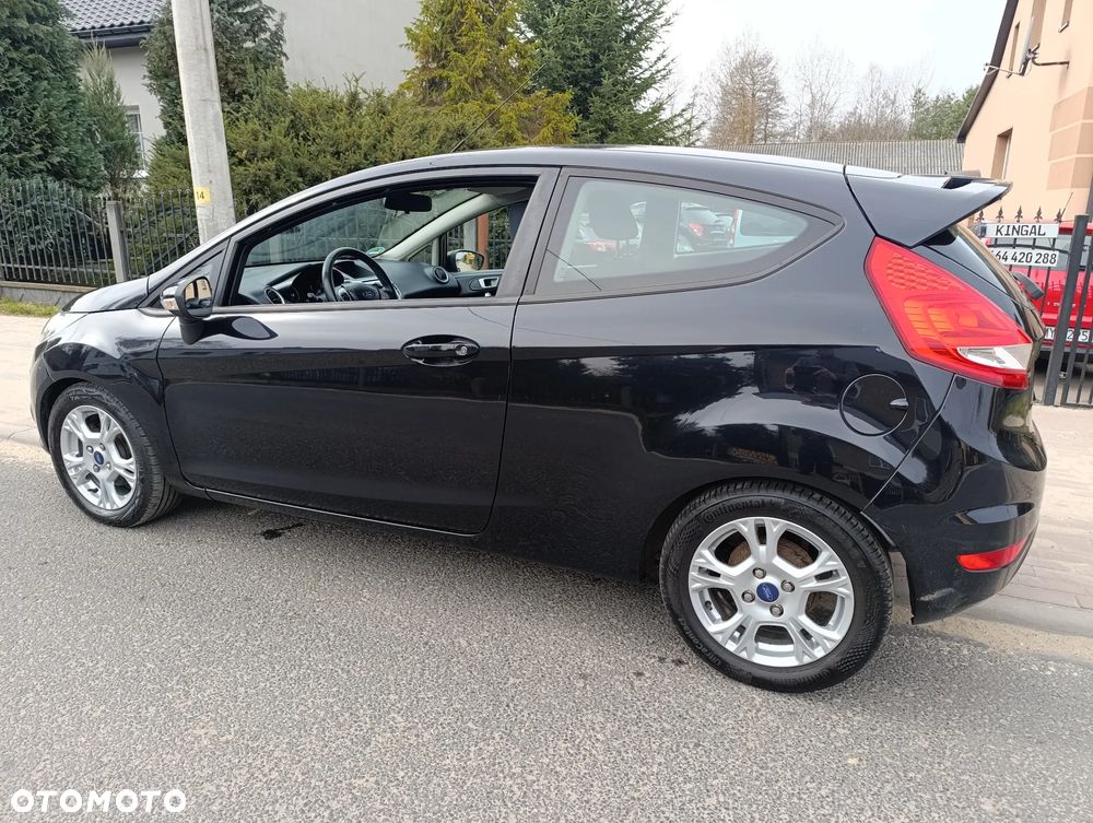 Ford Fiesta 1.25 Champions Edition - 12