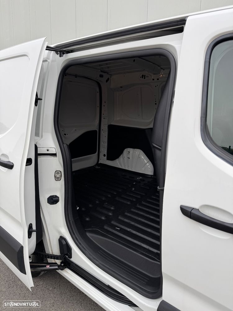 Opel COMBO/3LUGARES/GARANTIA/POUCOS KM - 9