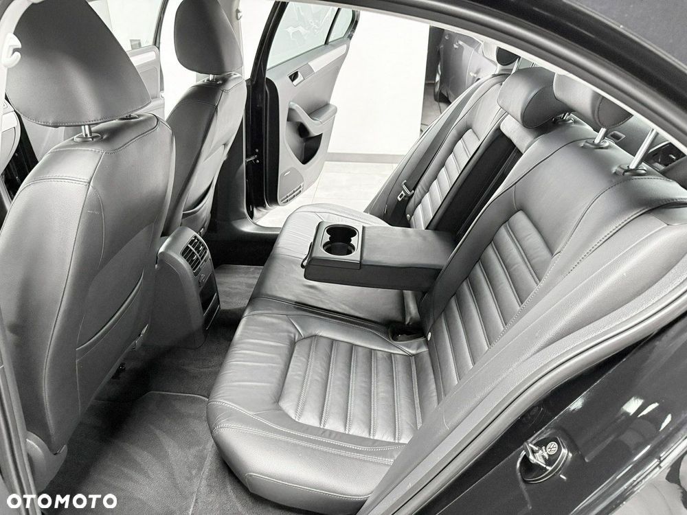 Volkswagen Jetta - 28