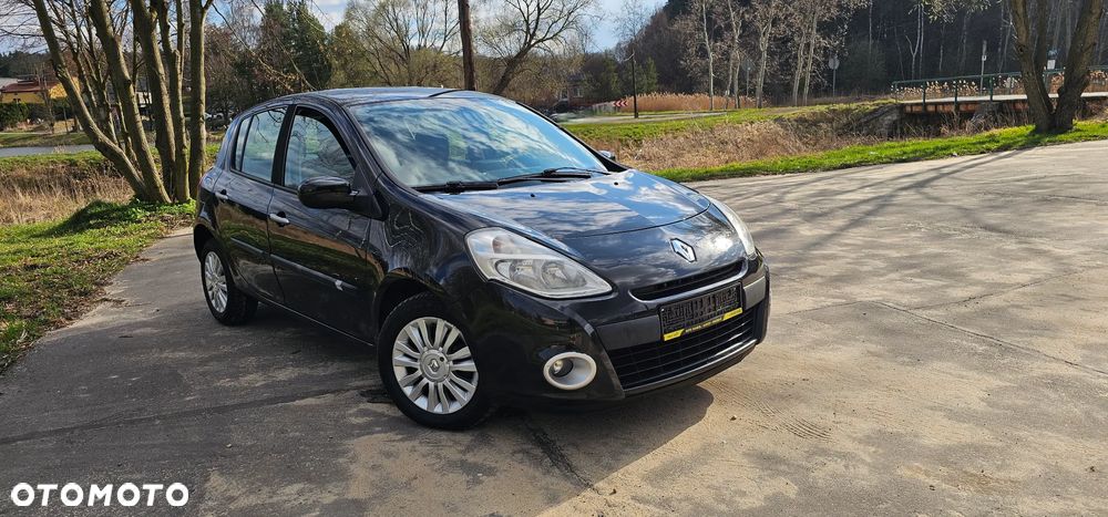 Renault Clio 1.2 16V 75 Dynamique - 11