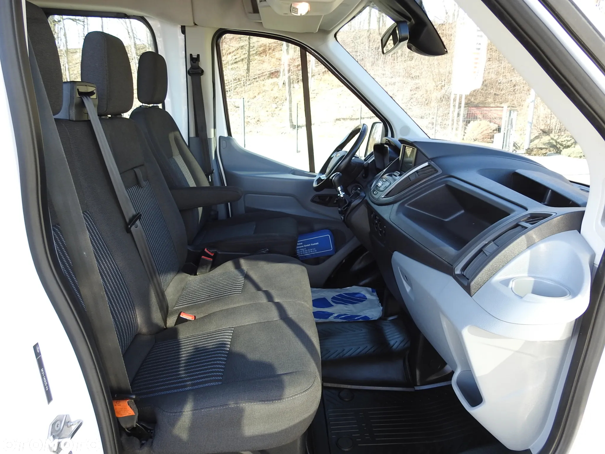 Ford TRANSIT  FURGON BRYGADÓWKA 6 MIEJSC TEMPOMAT NAWIGACJA LEDY KLIMATYZACJA 130KM [ D87143 ] - 32