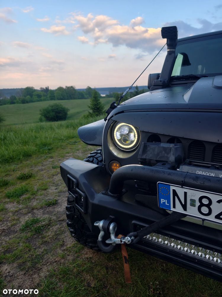 Jeep Wrangler - 15
