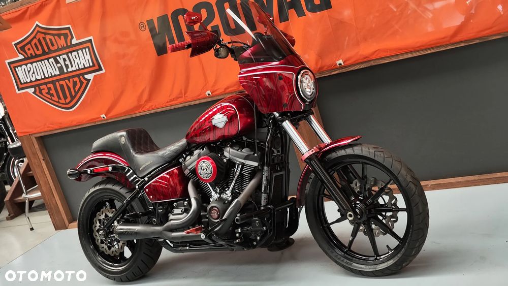 Harley-Davidson Softail Street Bob - 4