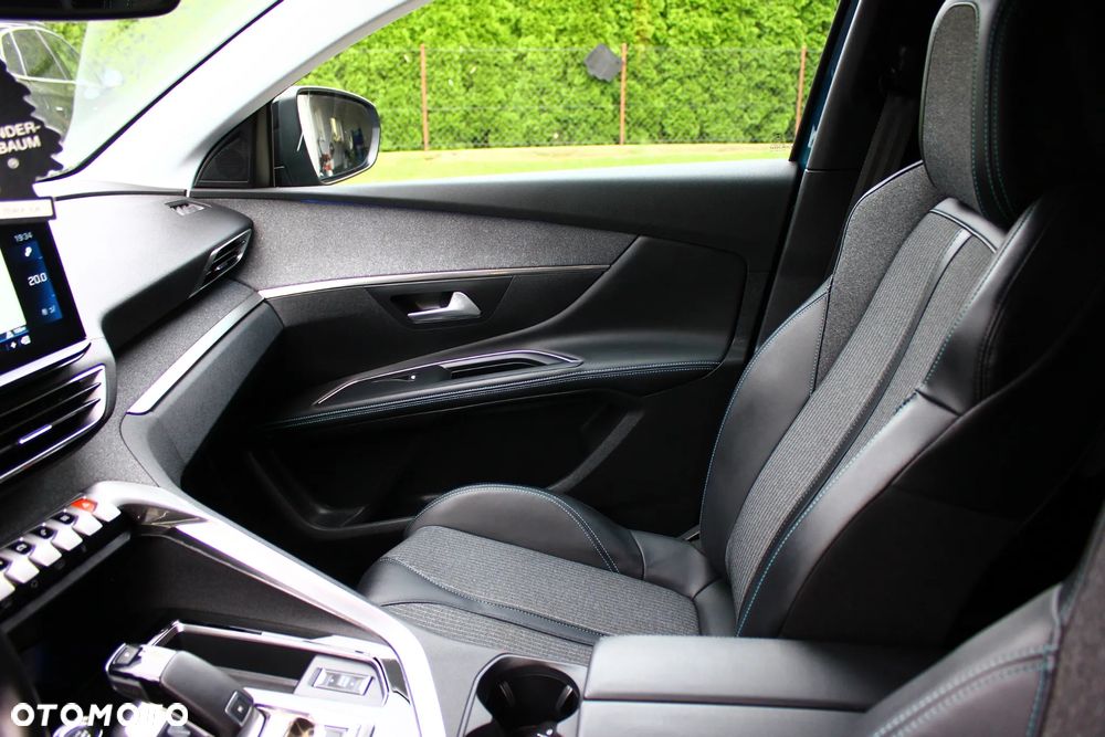 Peugeot 5008 1.5 BlueHDi Allure S&S EAT8 - 30