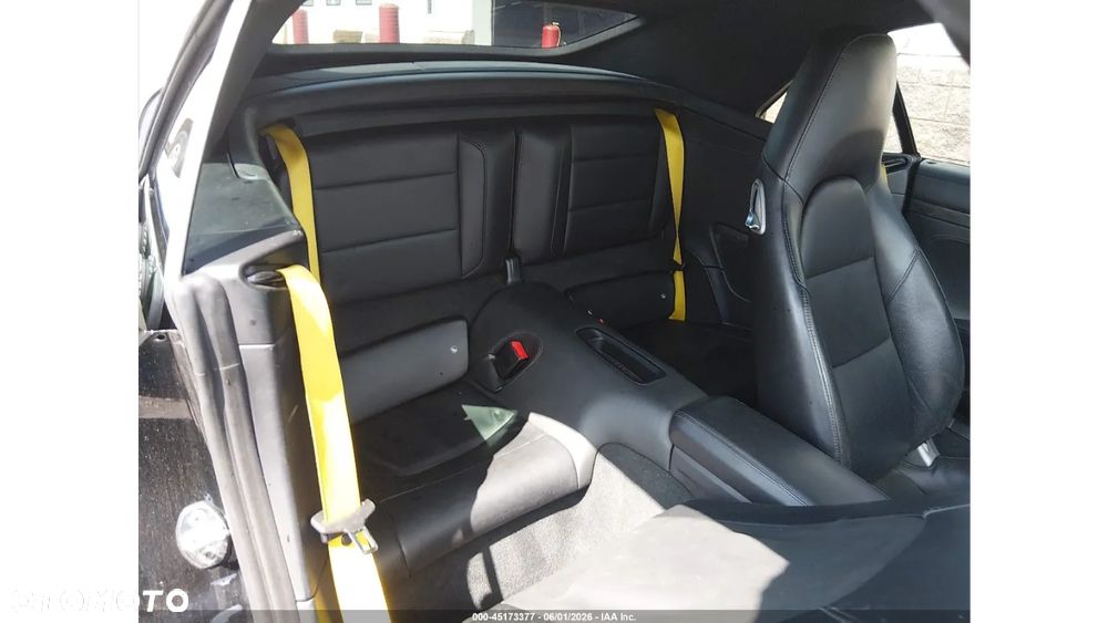 Porsche 911 Carrera 4S PDK - 10