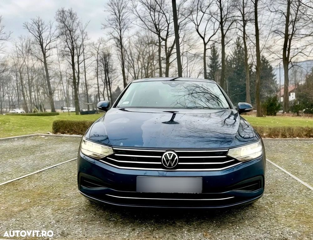 Volkswagen Passat 1.5 TSI OPF DSG Business - 2