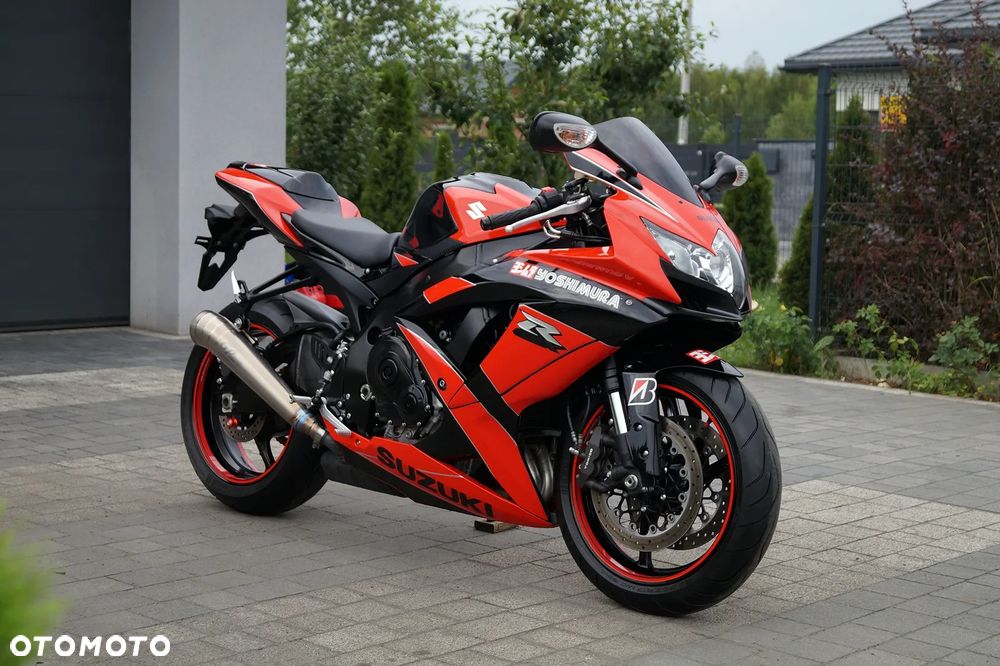 Suzuki GSX-R - 4