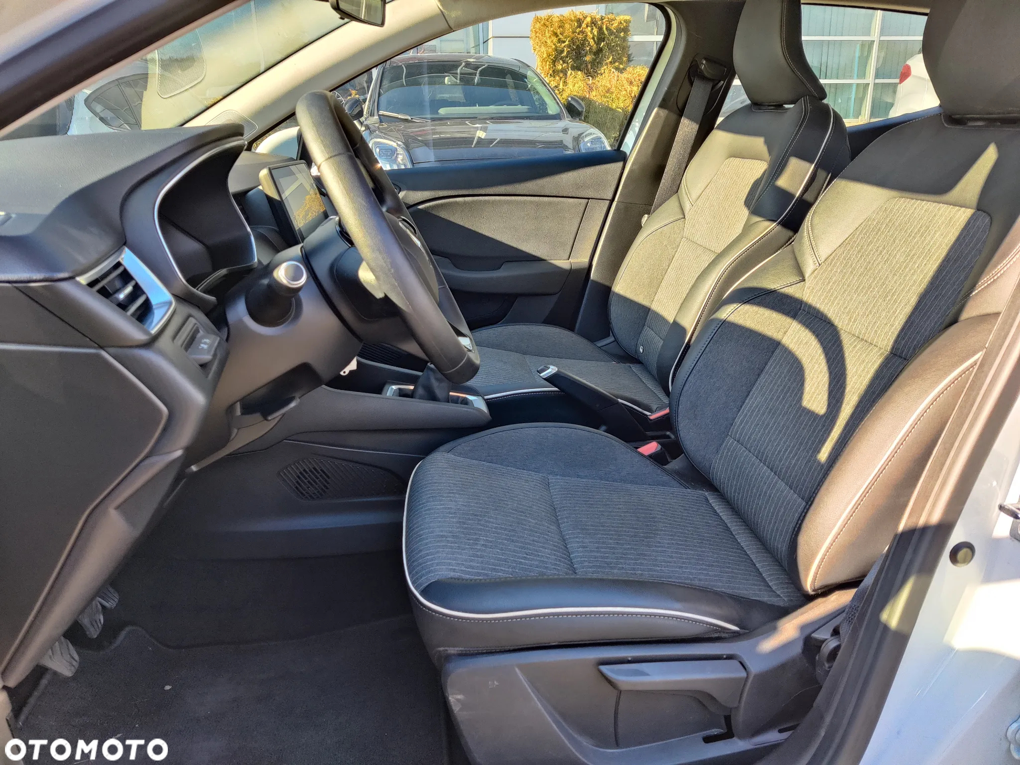 Renault Clio BLUE dCi 115 INTENS - 14