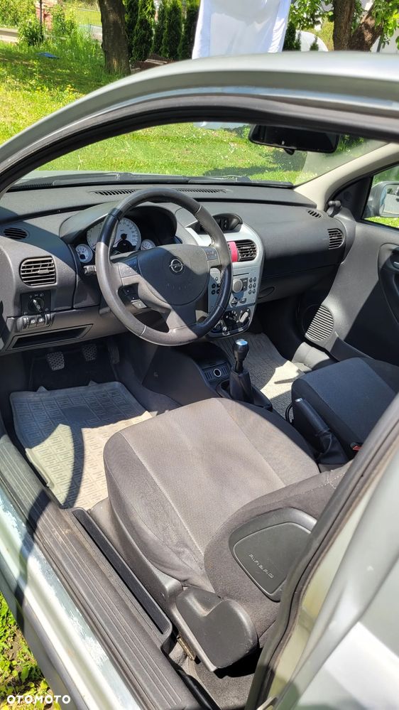 Opel Corsa 1.2 16V - 13