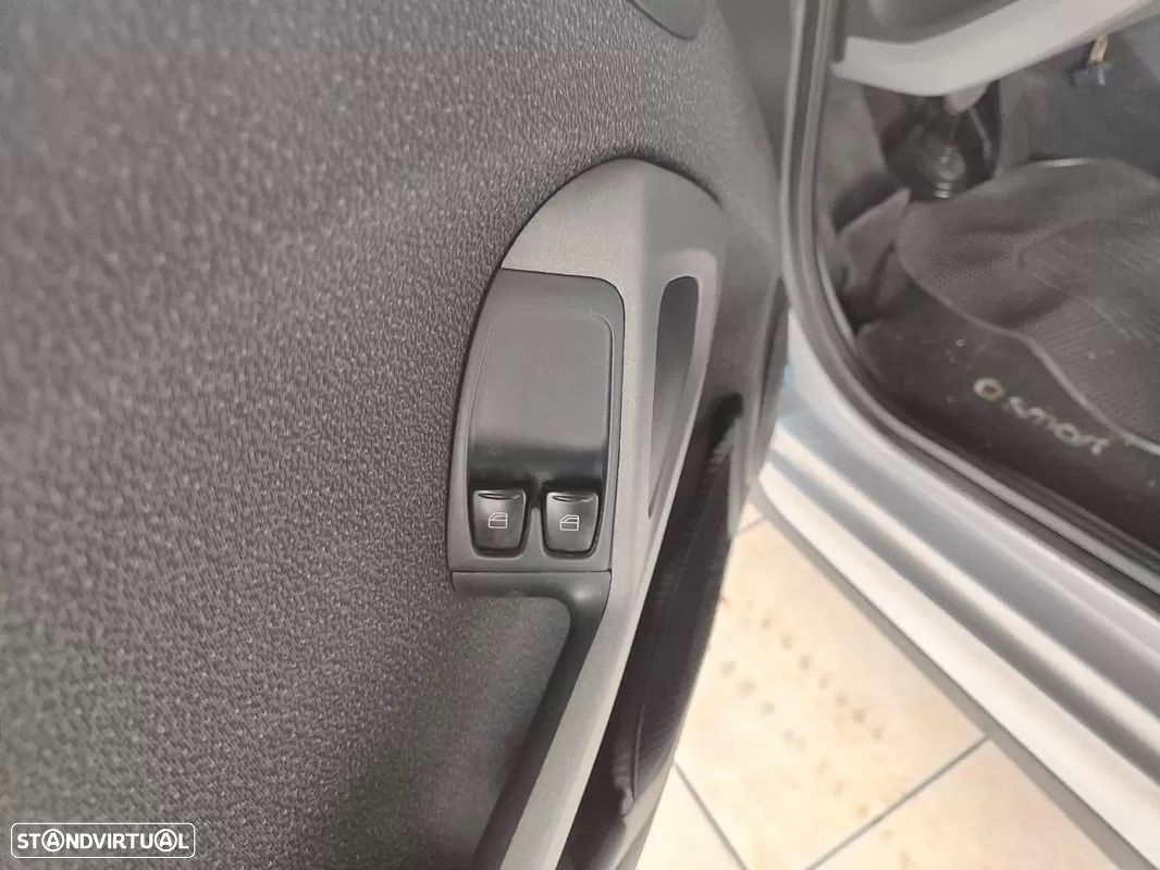 Smart ForTwo Coupé 1.0 mhd Pulse71 - 19