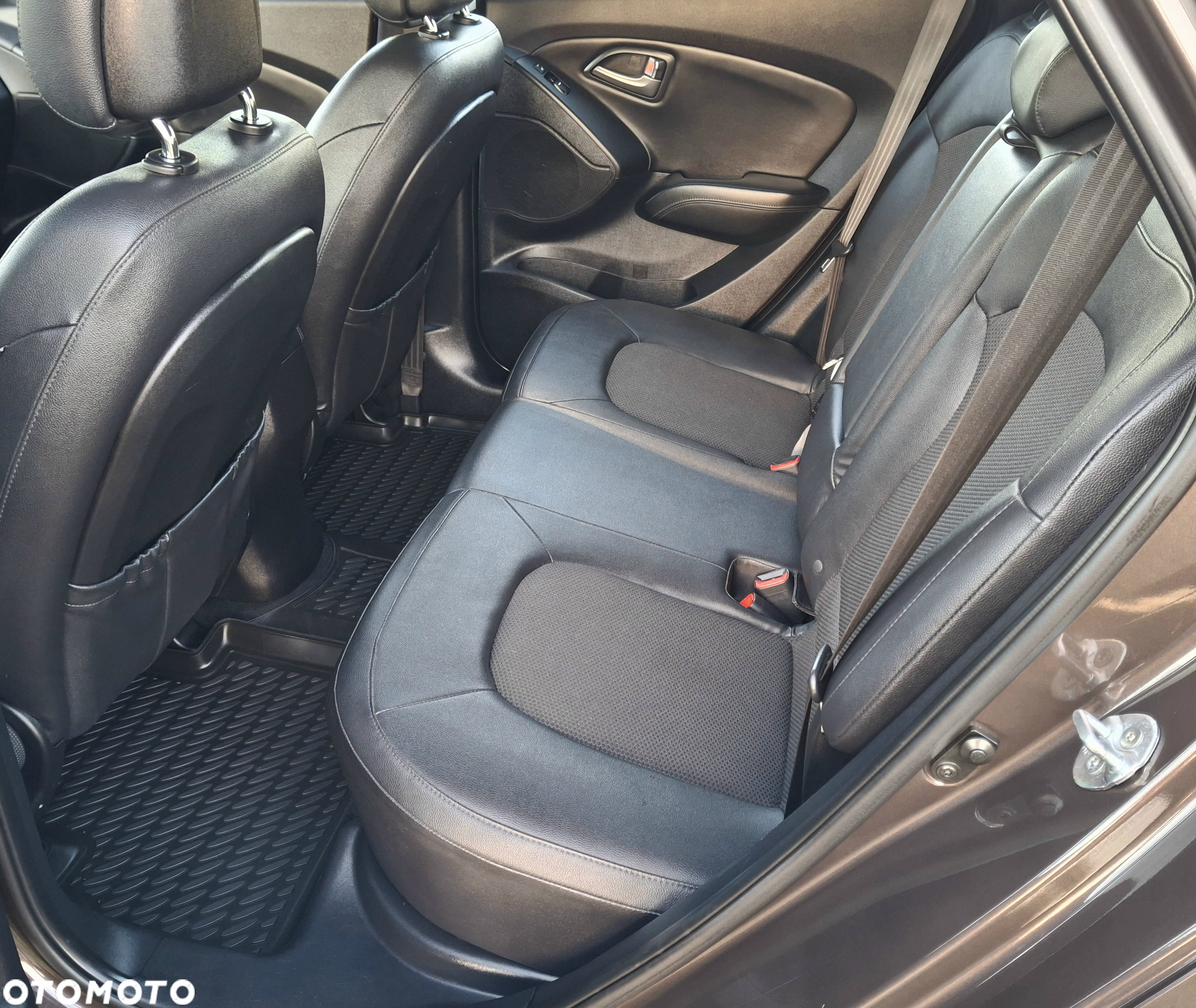 Hyundai ix35 2.0 CRDi 4WD Automatik Premium - 25