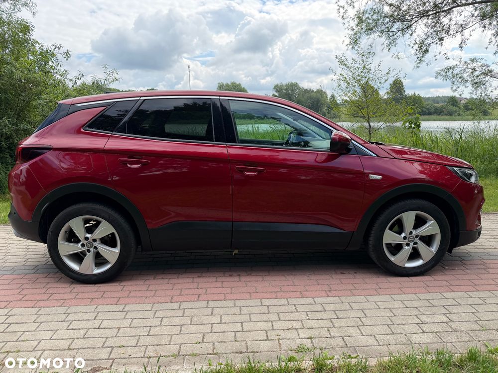 Opel Grandland X 1.2 Start/Stop Automatik Business INNOVATION - 2