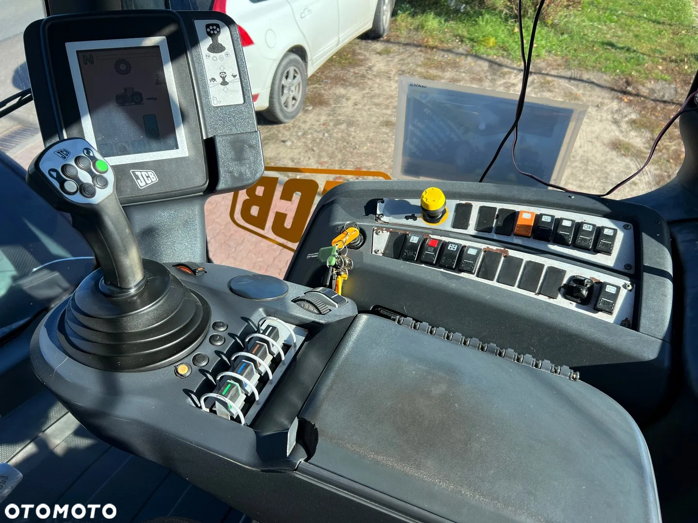 JCB FASTRAC 7230 - 13