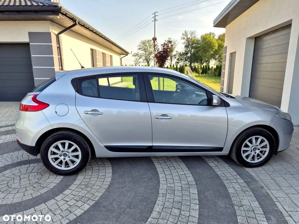 Renault Megane - 5