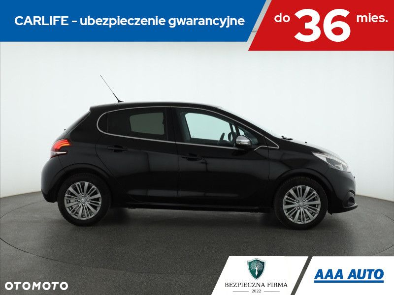 Peugeot 208 - 7