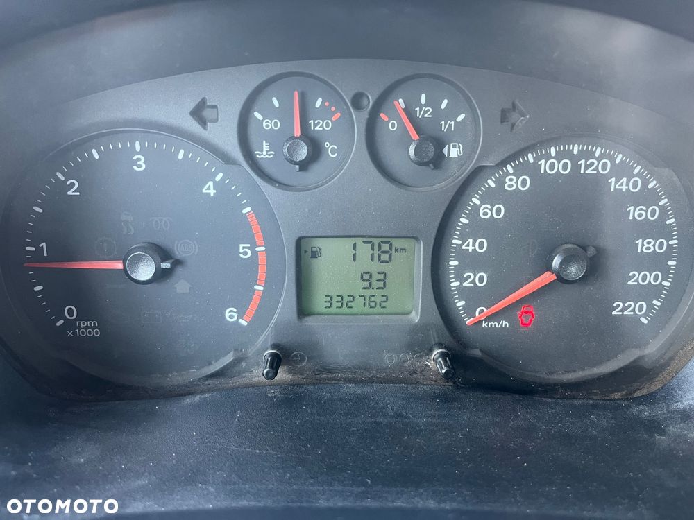 Ford Transit - 23