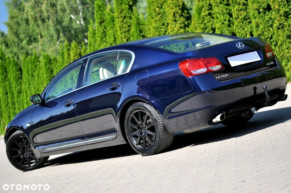 Lexus GS 300 Prestige + - 35