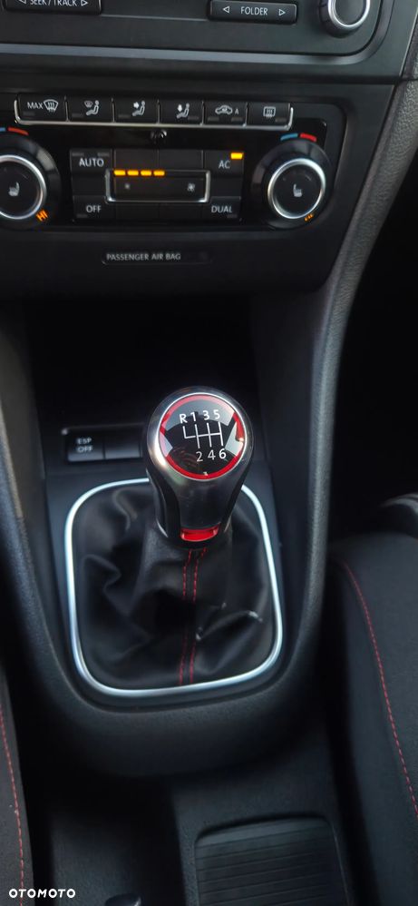 Volkswagen Golf 2.0 GTI - 29