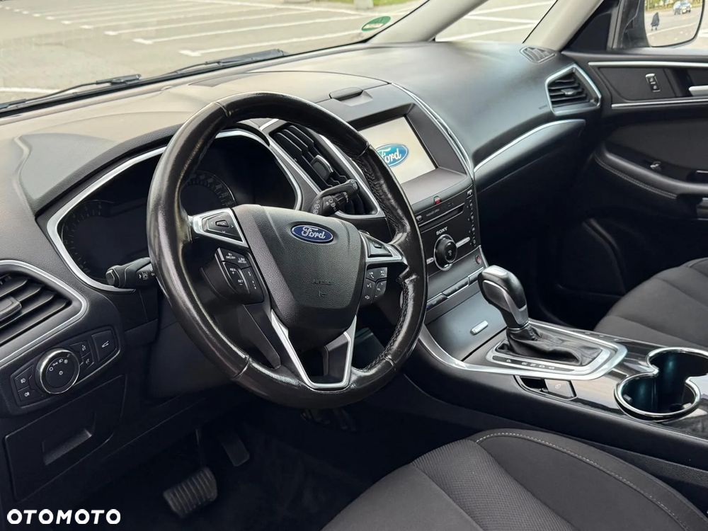 Ford S-Max 2.0 TDCi Titanium PowerShift - 36