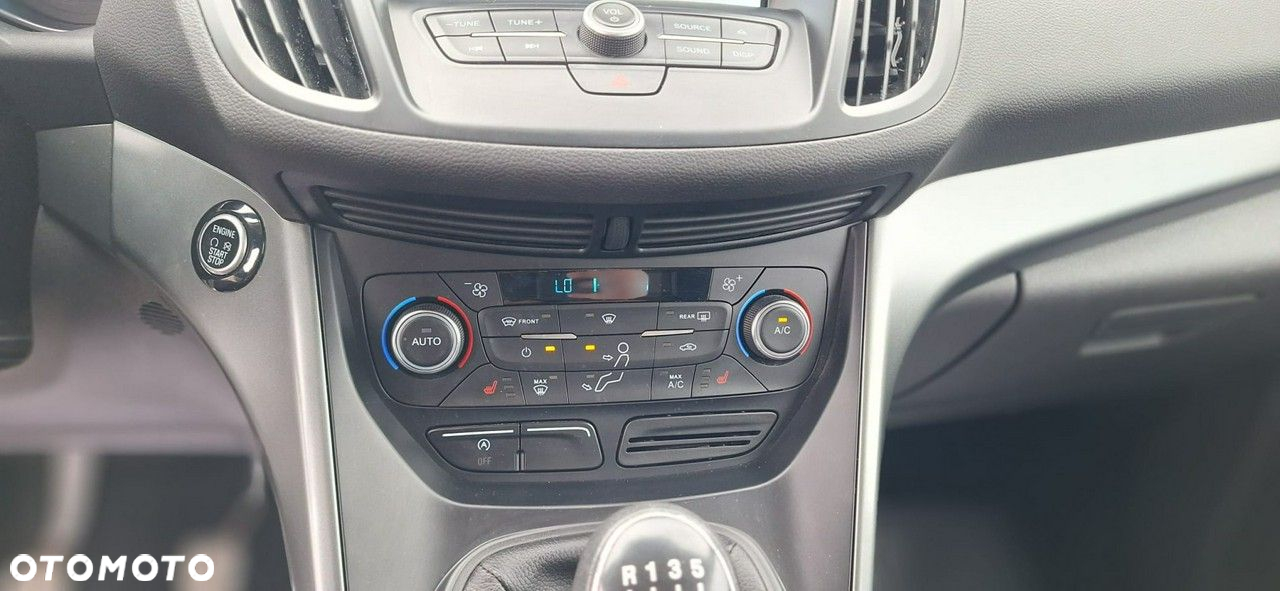 Ford Kuga - 13
