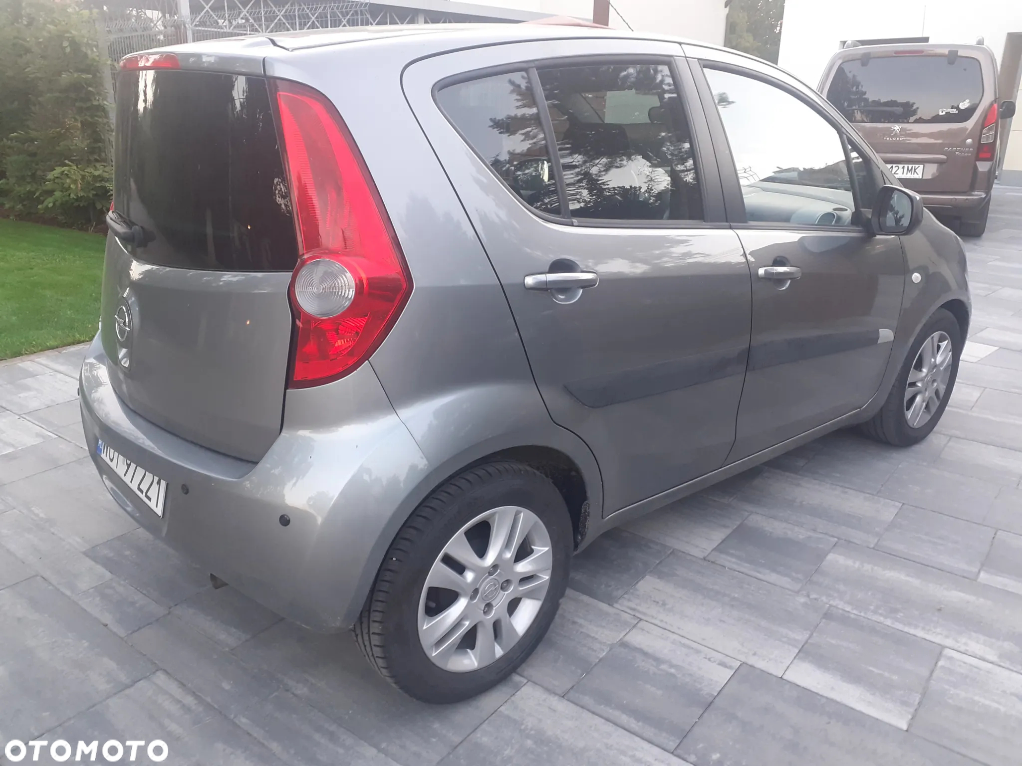 Opel Agila 1.2 Automatik Edition - 3