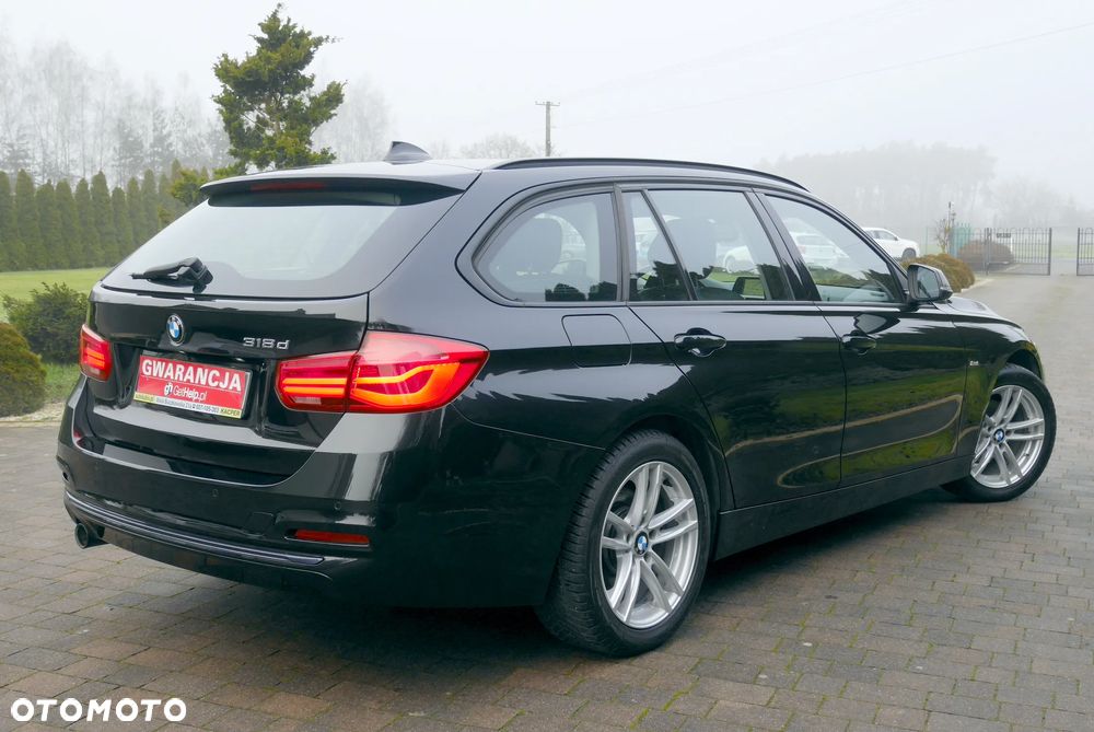 BMW Seria 3 318d Sport Line - 11