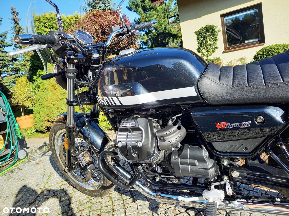 Moto Guzzi V7 - 2