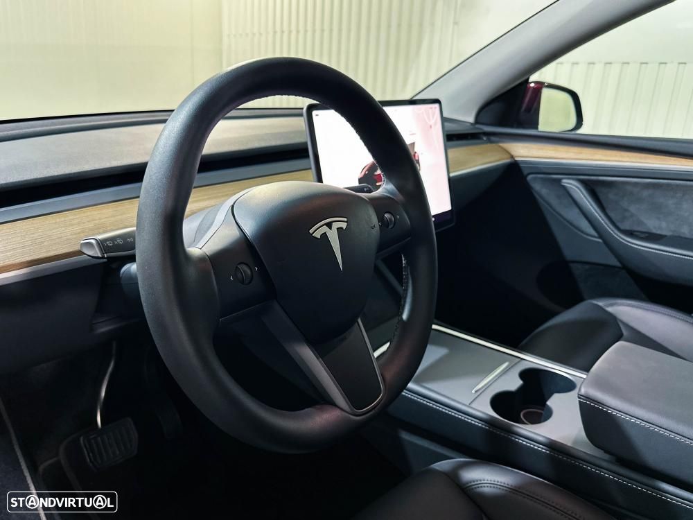 Tesla Model Y Standard - 19