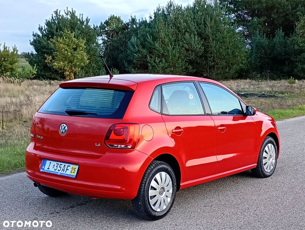 Volkswagen Polo 1.4 16V Trendline - 12