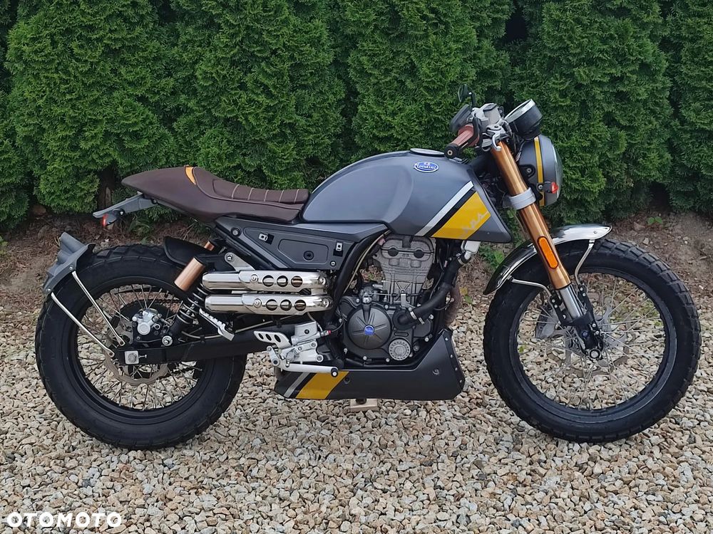 Mondial HPS 125 - 11