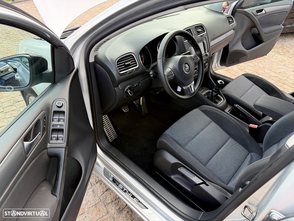 VW Golf 1.6 TDi Style - 36