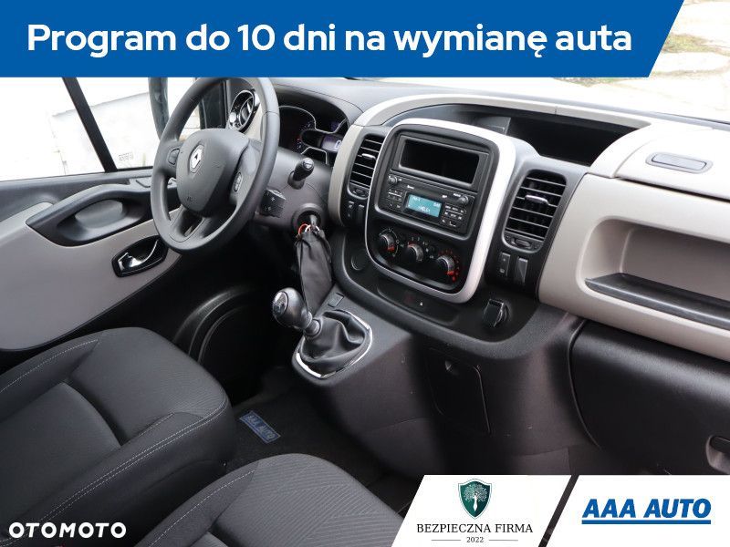 Renault trafic - 8
